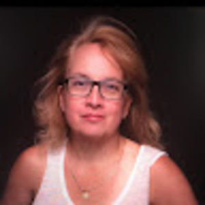 Meet your Posher, Yolanda